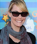 Leslie Bibb Web